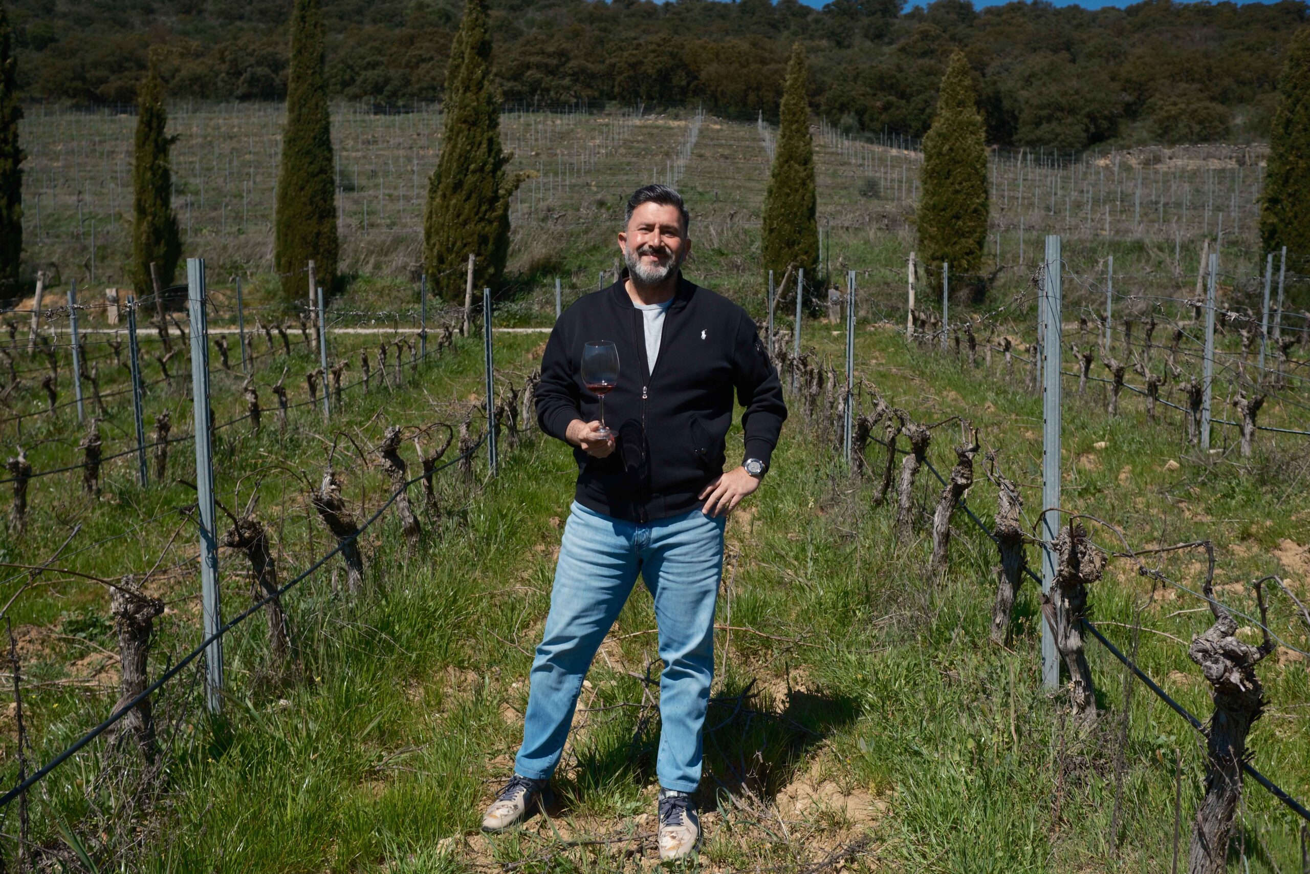 Sergio Rosillo en sus viñedos.