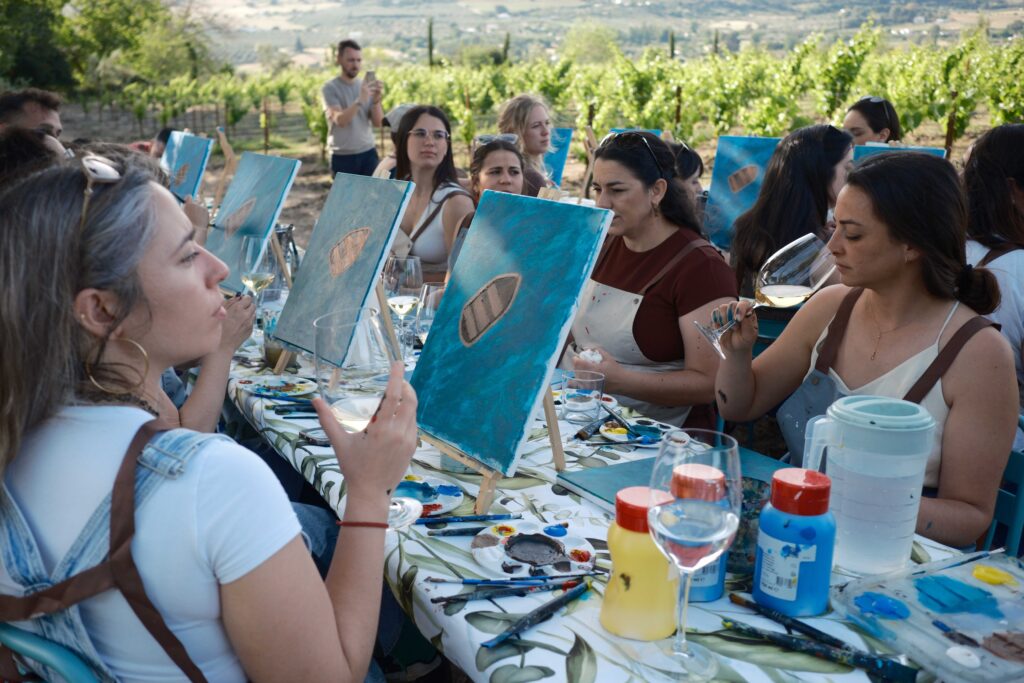 Durante la actividad se cataron tres vinos.